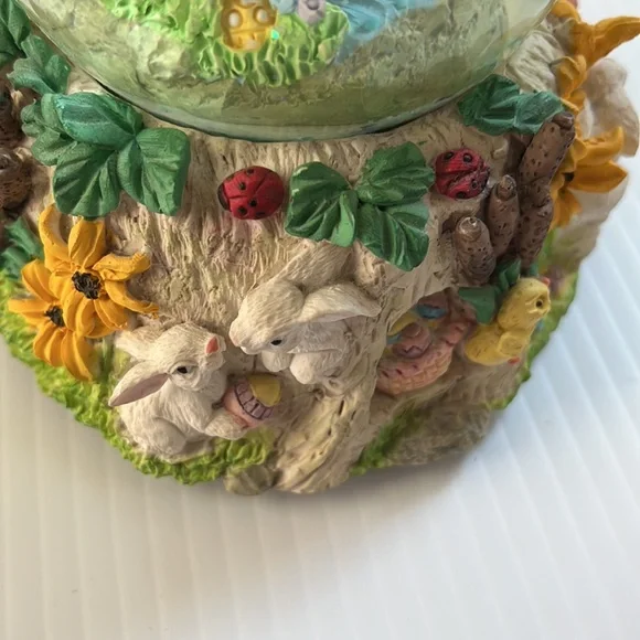 Mercuries USA 1994 Fairy Land Motif Musical Egg-Shaped Snow Globe 6"H 4.25"Base - Picture 3 of 5